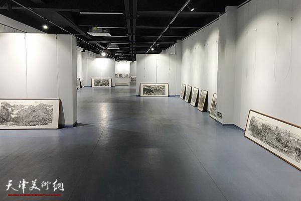 山川乡国情——京津冀李小可艺术工作室“迁纸画迁安”师生作品展布展现场。