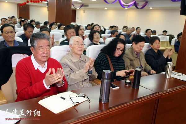 天津市老年书画研究会召开第八届八次理事会