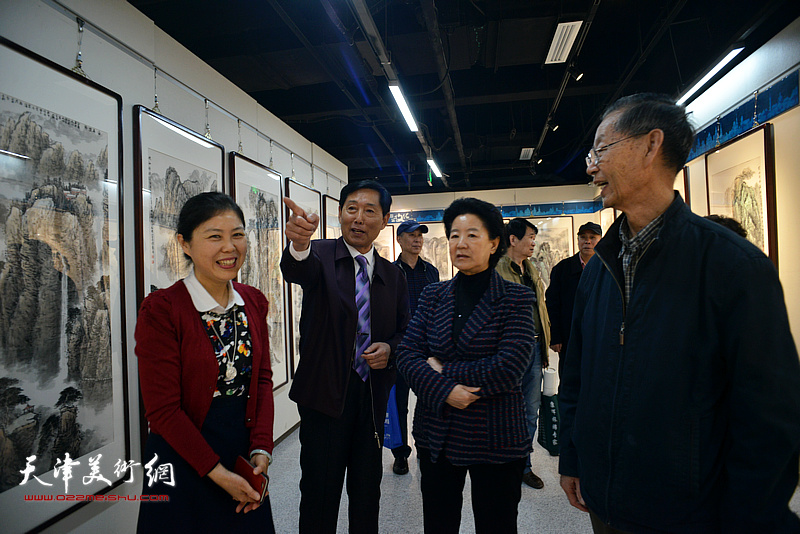 钱桂芳山水画教学成果展