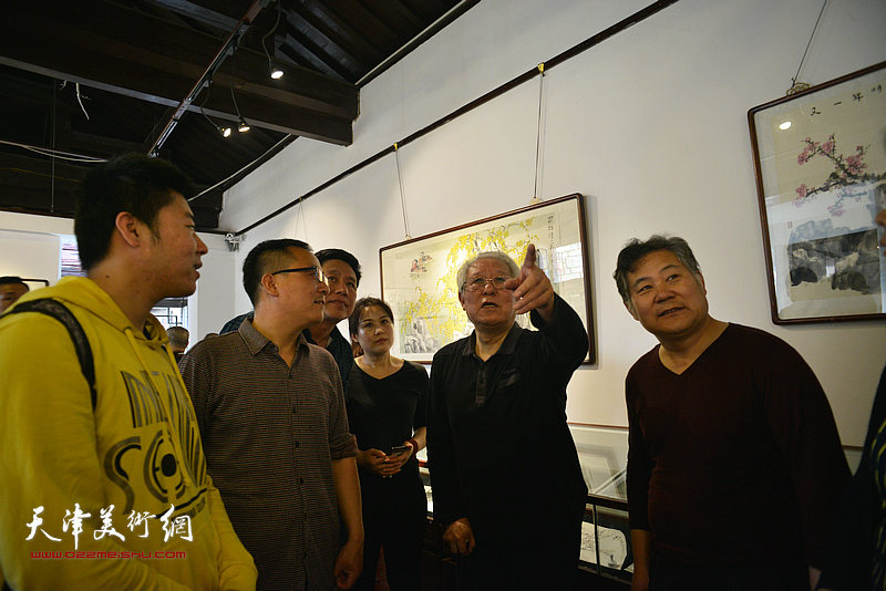 贾宝珉个人精品展在西青区七月美术馆开幕