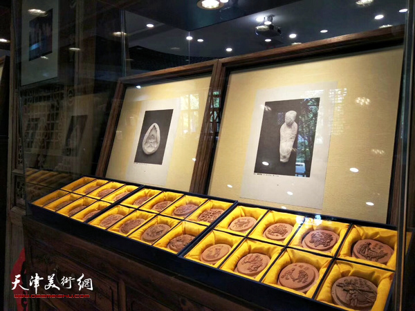 “跨越千年的泥模玩具展”在水香洲书院布展。