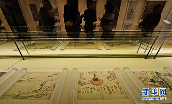 《清代中期绘画特展》在天津博物馆开展。