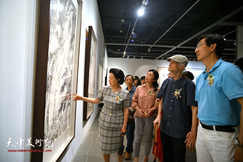 韩川野老蔡瑜中国画巡回展