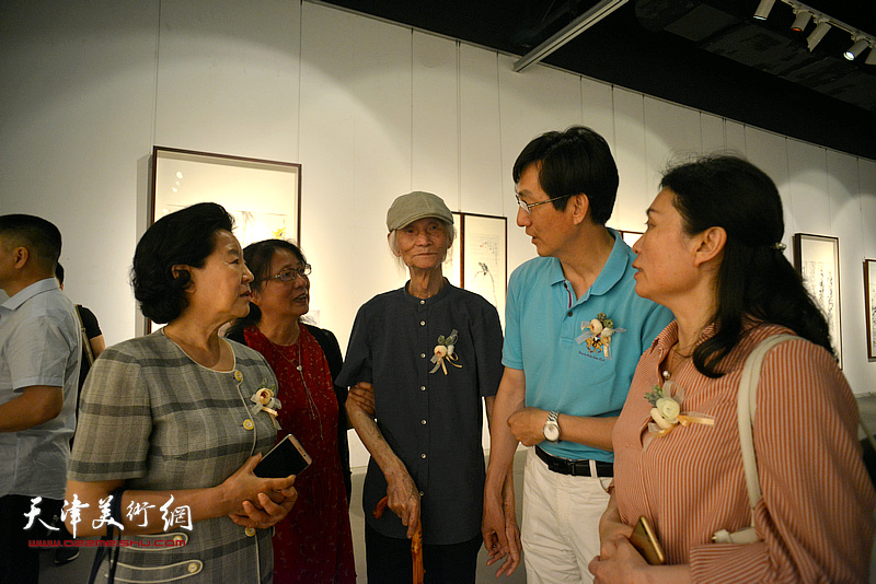 韩川野老蔡瑜中国画巡回展