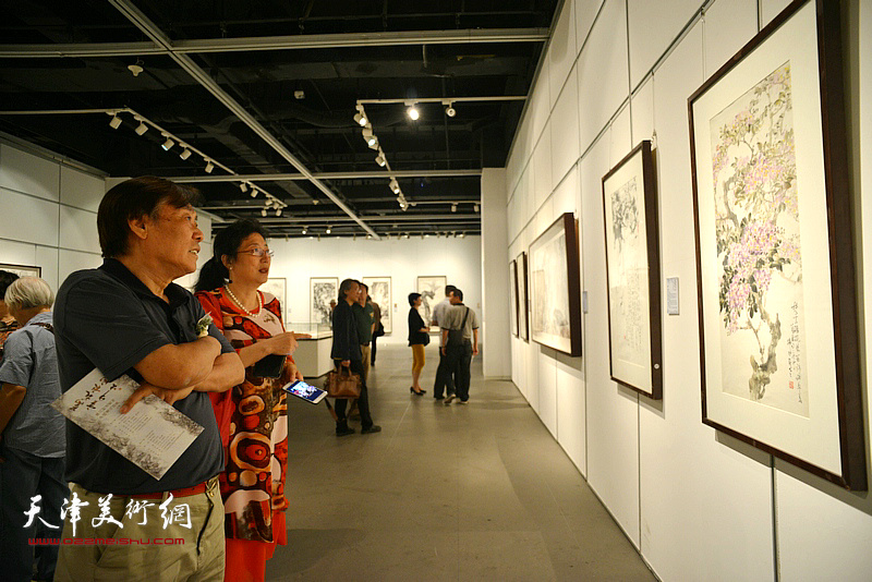 韩川野老蔡瑜中国画巡回展