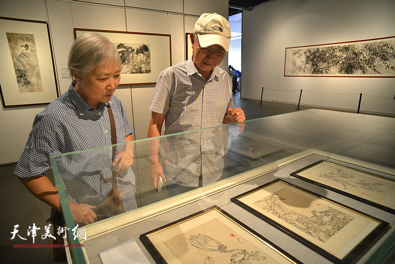 韩川野老蔡瑜中国画巡回展