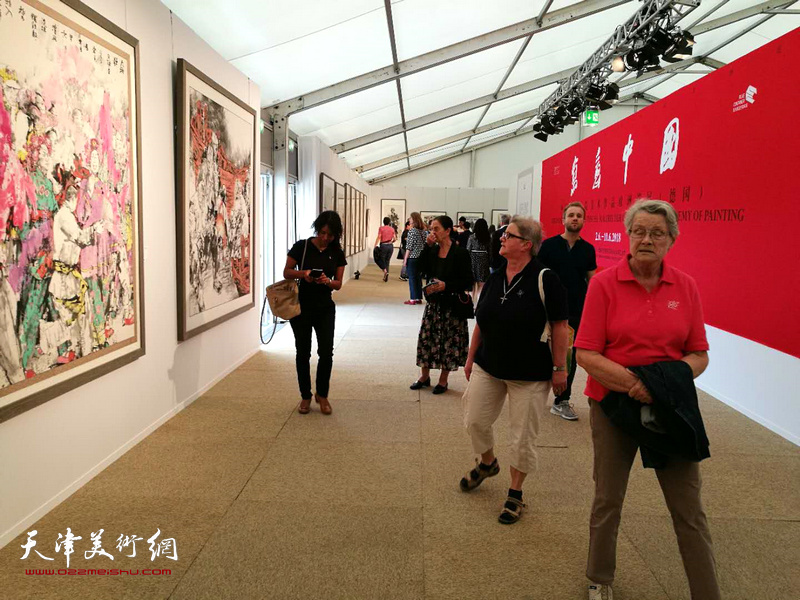 写意中国——中国国家画院美术作品欧洲巡展展览现场。