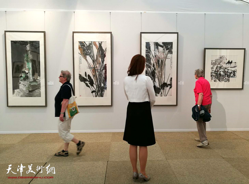 写意中国——中国国家画院美术作品欧洲巡展展览现场。