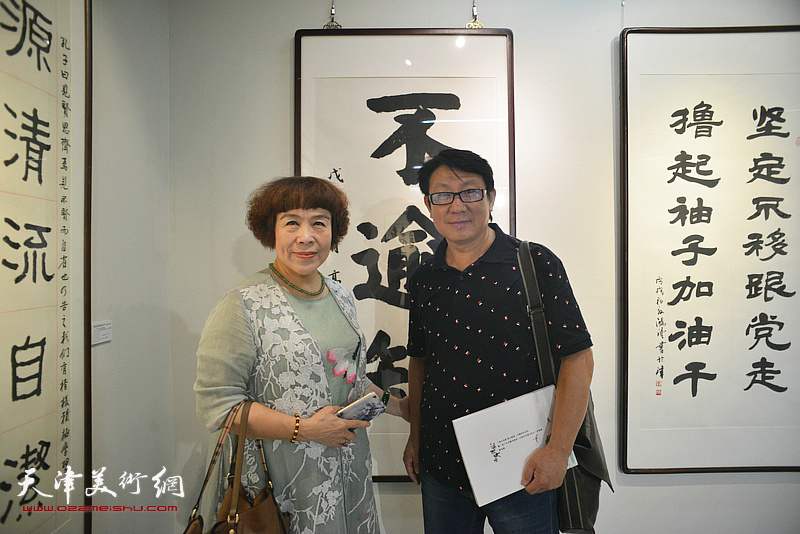 河西区庆“七一”书画展