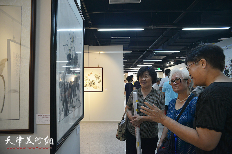 河西区庆“七一”书画展