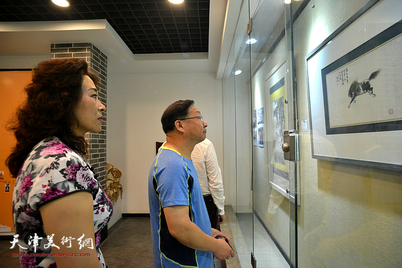 “百年雍容 德艺双馨”爱新觉罗溥佐纪念展及家族作品联展现场