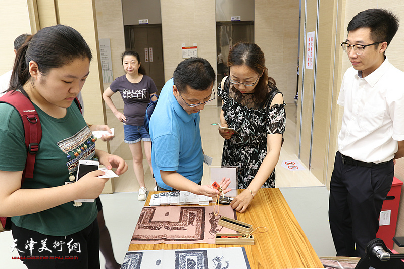 汉代画像石拓本展、化建国水墨作品巡展