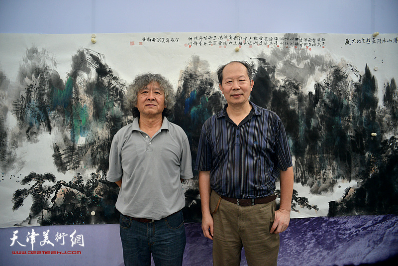 刘向东、邬海清在创作笔会现场。