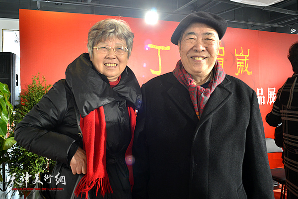 2017年2月，徐礼娴与邓家驹在天津画院迎春作品展上。