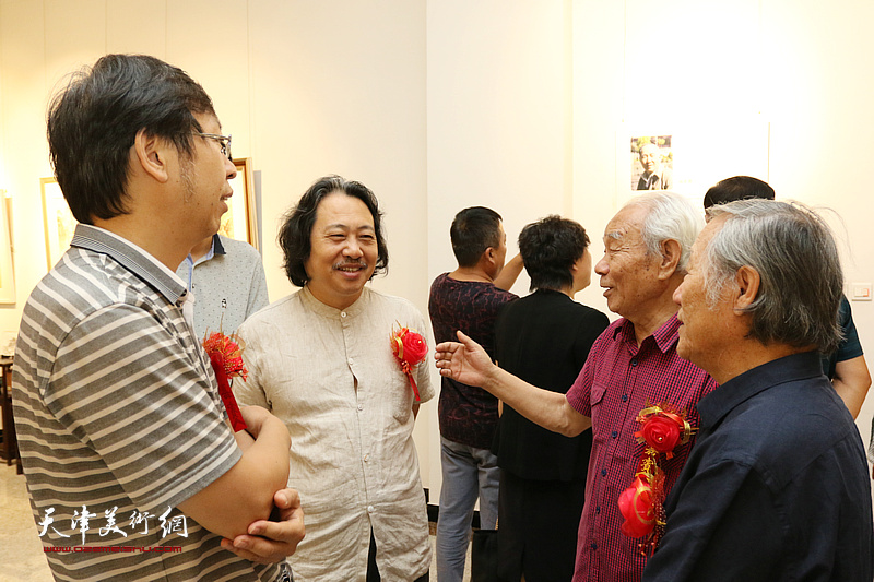 孙贵璞花鸟画展