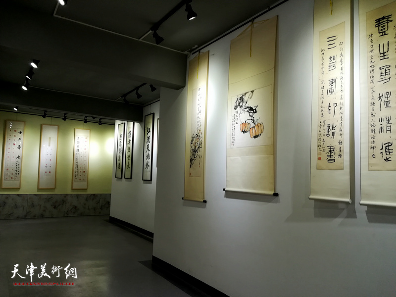 纪念陈寿荣诞辰103周年 陈寿荣诗书画印精品展展厅。