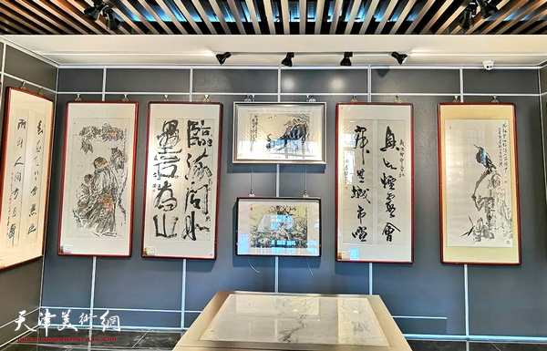 迎国庆雅闳轩名家收藏展现场