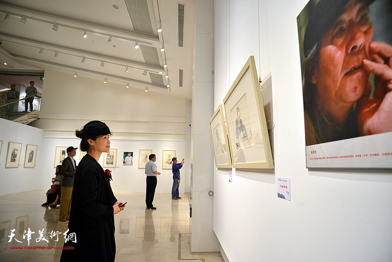 2018“逸雅如风”天津名家上海画展现场。