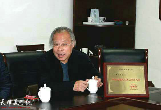 王金厚先生在颁奖仪式上发表获奖感言