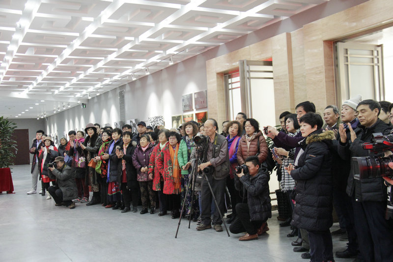 天津-东丽·河南-商丘两地摄影展开幕仪式现场。