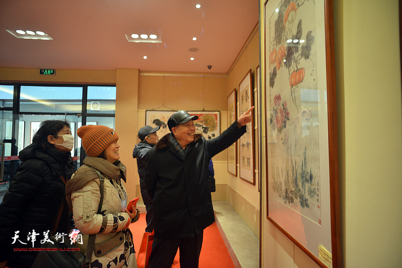 “中国第十二届生肖画及国画优秀作品大展—祥猪报春”现场。