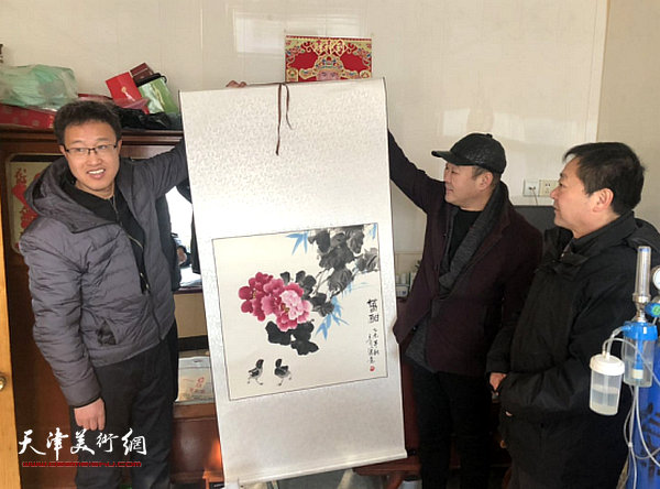 宁河区书画家志愿者迎新春公益服务走进苗庄镇麦穗沽村。