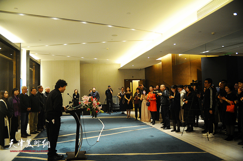 “淋子、秀夫迎春艺术沙龙”在天津泛太平洋大酒店举办。