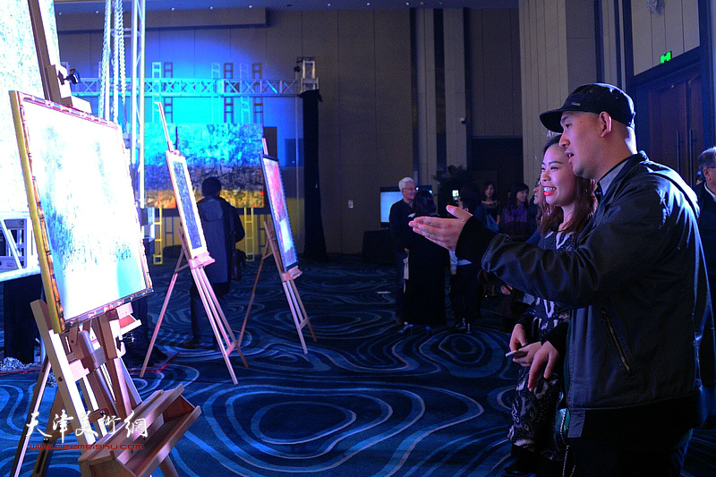 “淋子、秀夫迎春艺术沙龙”在天津泛太平洋大酒店举办。