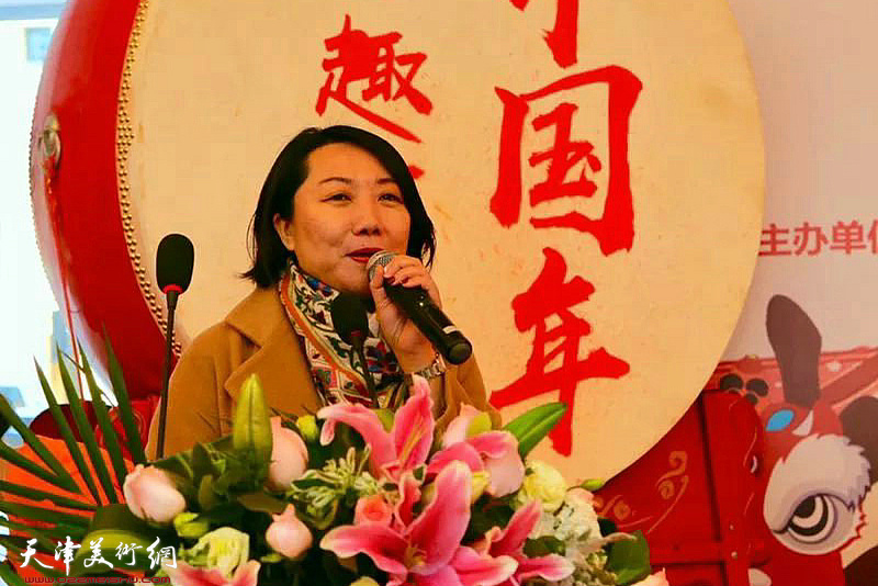 微博政务运营总经理李峥嵘在启动仪式上发表讲话。