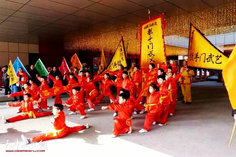 天津地区唯一的武术类别、国家级非遗项目拦手门展演。