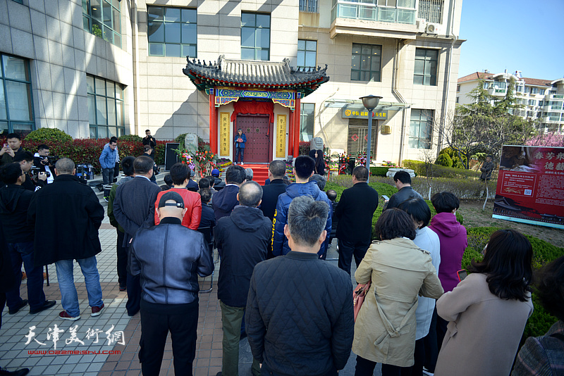 中国首家爱新觉罗·溥佐艺术馆落户青岛德馨艺术中心。