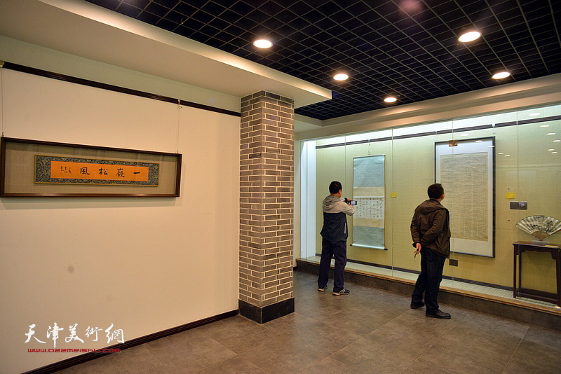 爱新觉罗·溥佐艺术馆开馆典礼暨溥佐先生家族书画展在青岛举行。