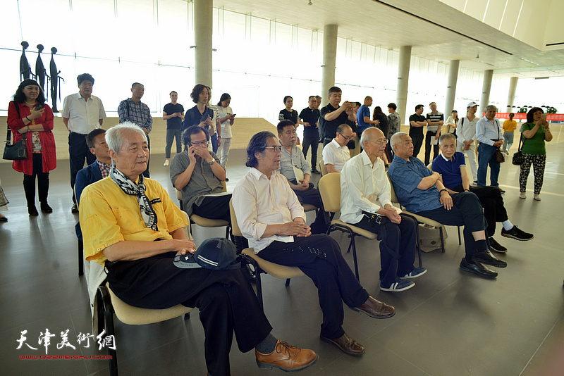 香港著名水墨艺术家黄孝逵艺术展开幕式现场。