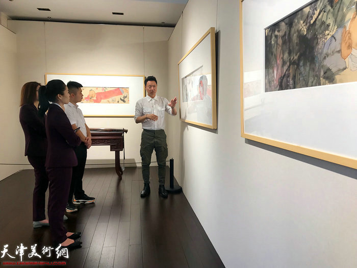 “戏墨听蝉——李旺个人作品展”在珠海圣缘博艺艺术馆开幕。