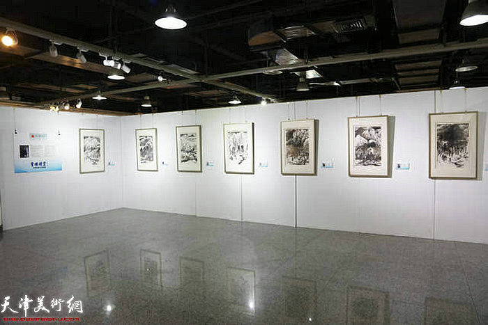 “雪国精灵——冯庆冰雪绘画作品联展”在山西大学美术馆展出。