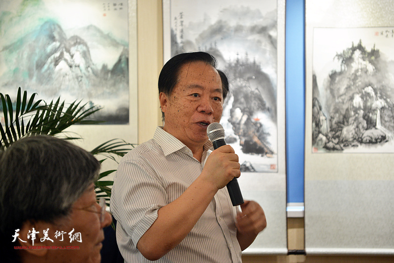 天津师范大学书画院名誉院长王润昌谈王如意山水画观感。