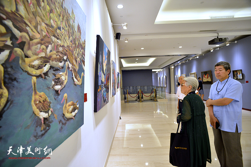 “盛世翰墨·津门华章”——天津画院建院40周年美术作品晋京展现场。