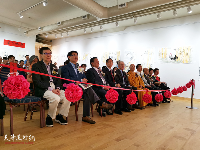 “金辉玉润一一柴寿武金竹国画特展”在加拿大多伦多中华文化中心开幕。