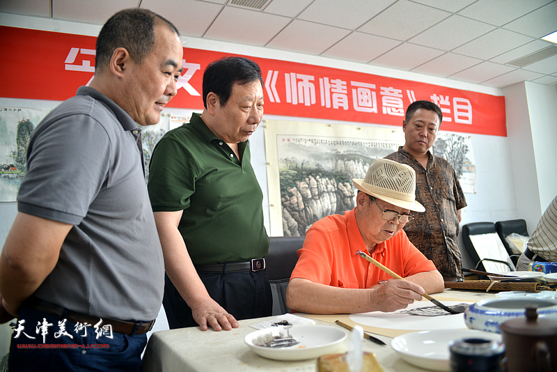 天津著名山水画家郭永元做客“师情画意”栏目。