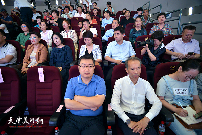 蒋子龙文学馆揭牌暨首场公益文学讲座活动现场。