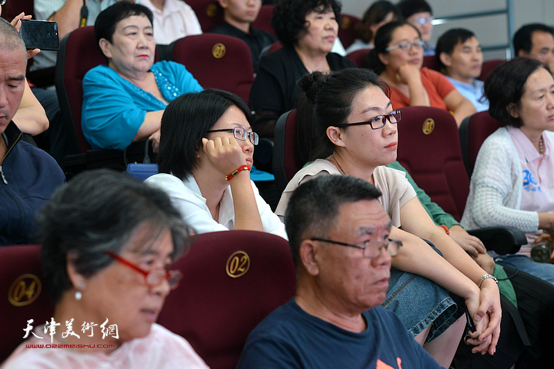 蒋子龙文学馆揭牌暨首场公益文学讲座活动现场。