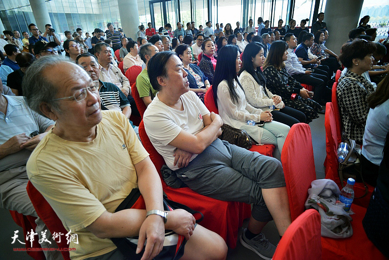 “不忘初心 方得始终”—学习用典书画展9月27日在天津美术馆开幕。