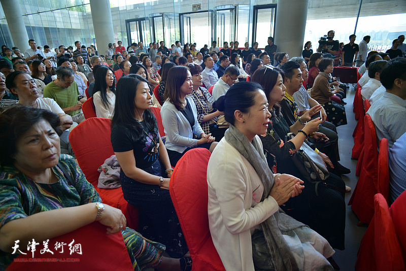 “不忘初心 方得始终”—学习用典书画展9月27日在天津美术馆开幕。