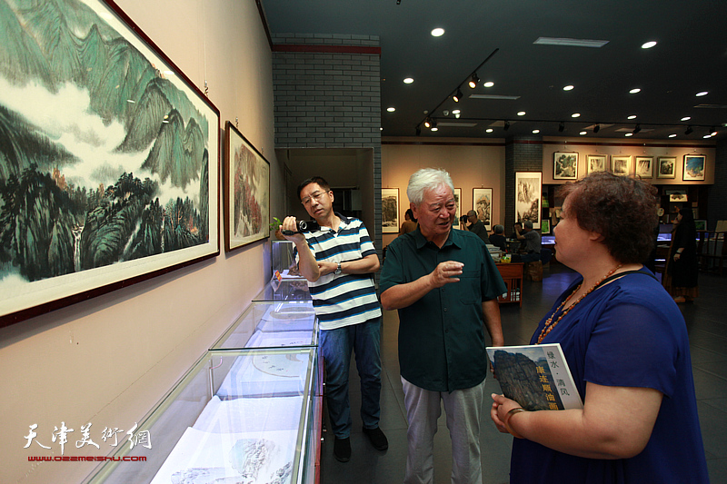 庆祝新中国成立70周年 著名山水画家高杰中国画精品展在沧州市雨来轩开展