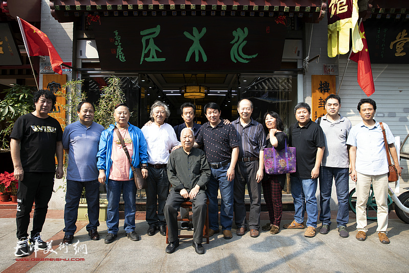 天津美术学院主云龙教授作品展在鼓楼水木居开幕