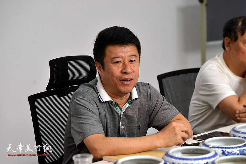 天津北方文化产业投资集团股份有限公司董事长王克发言。