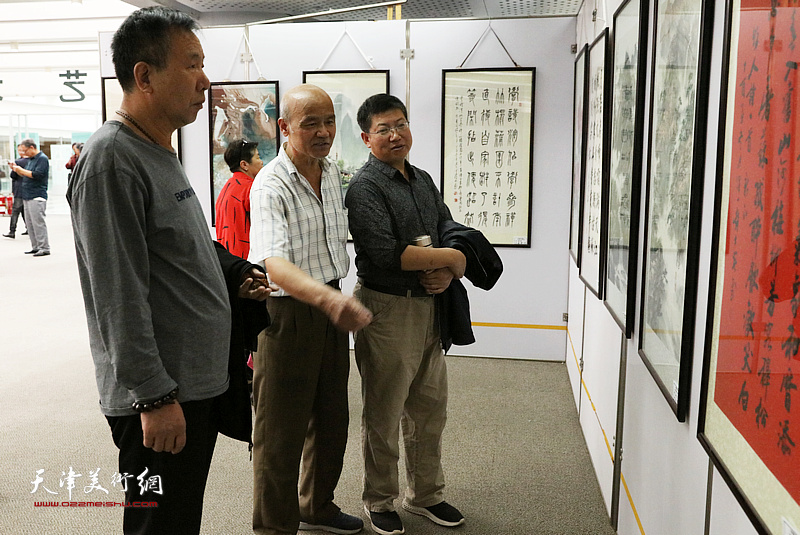 “时代颂歌”京津冀书画名家作品巡展现场。