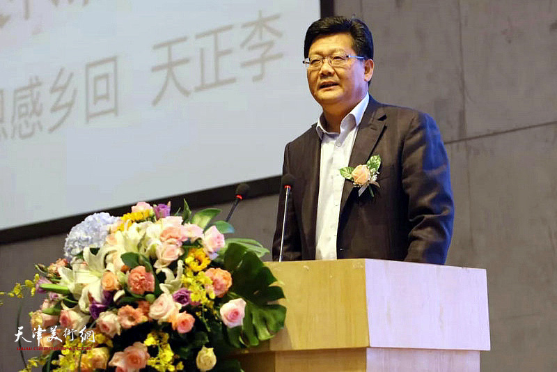 临沂慈善总会副会长厉建仁致辞。