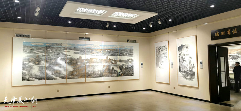 “描绘雄安美术作品国内巡展—历史卷”画说雄安宝坻展布展现场。