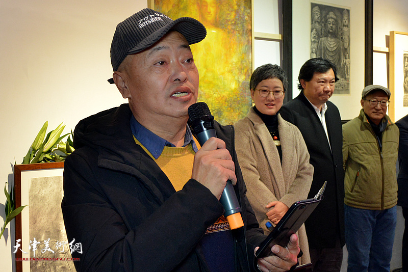 诗人李秋荣先生赋诗，祝贺艺术沙龙的举办。